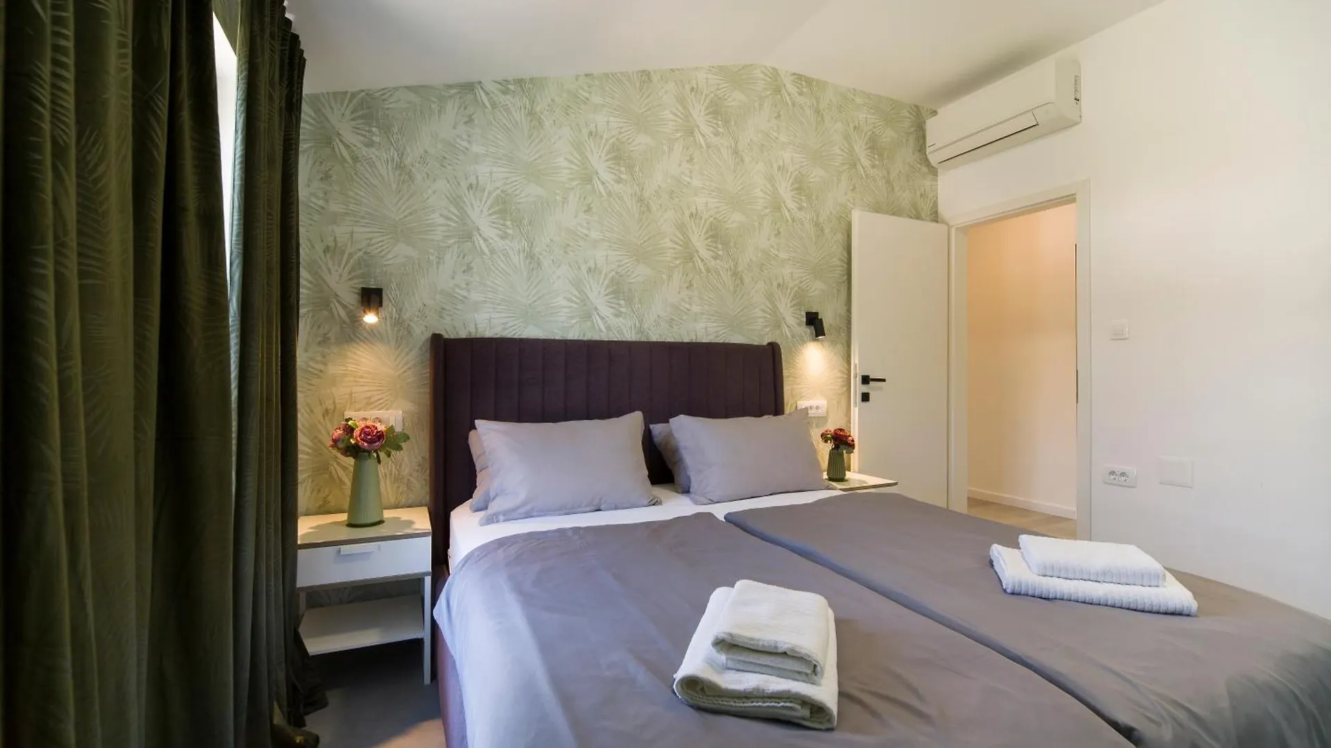Guest house Room For 2 Mak Split