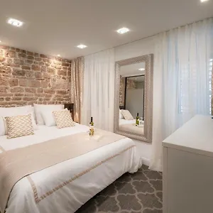  Guest house Ziggy Star In Diocletian Palace
